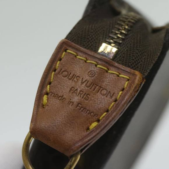 LOUIS VUITTON Monogram Bucket PM Pouch Accessory Pouch LV Auth 63476 - Picture 8 of 16